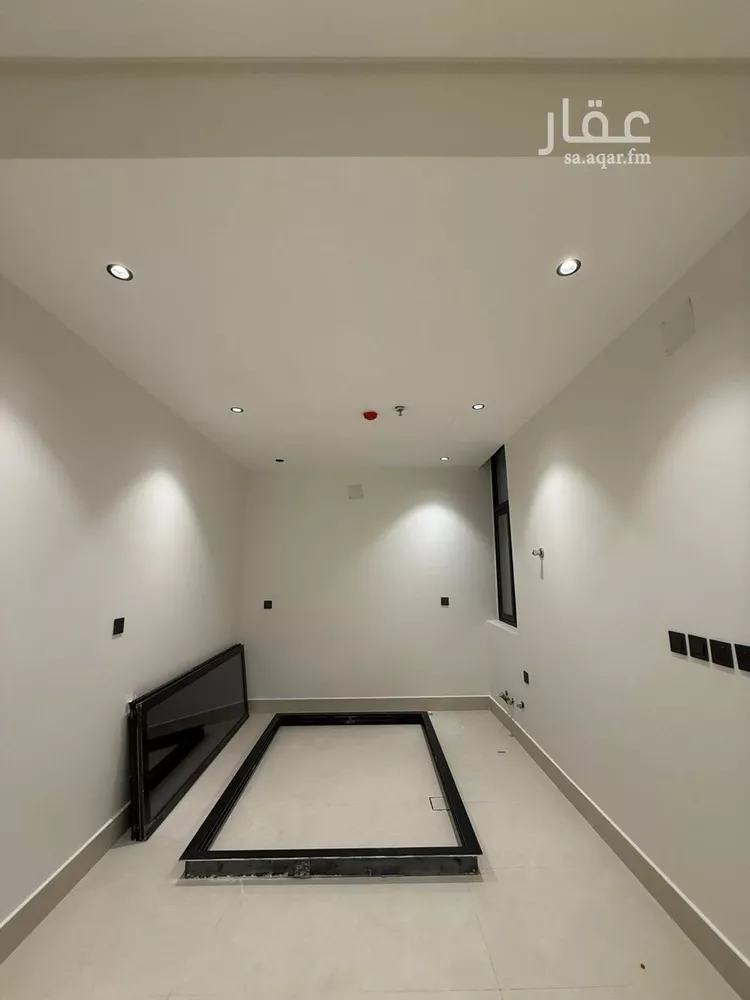 شقة للبيع في شارع أبي الحسن الأسفرائيني, حي المهدية, مدينة الرياض, منطقة الرياض صورة 5