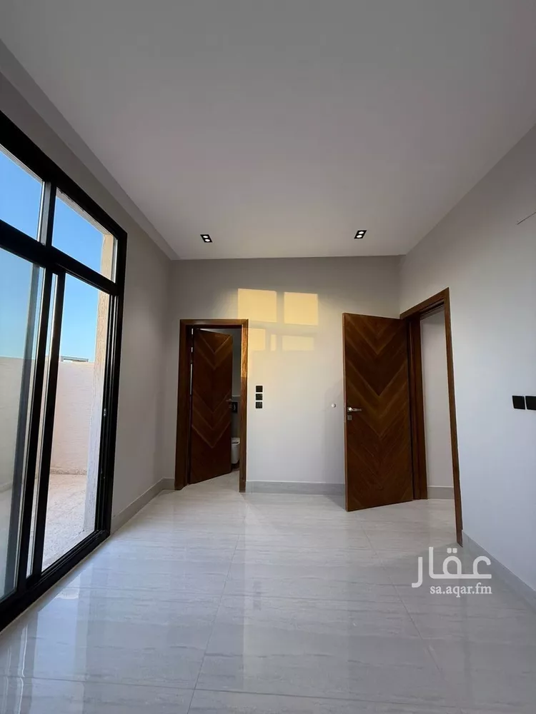 Villa for Sale in Riyadh Al Mahdiyah صورة 4