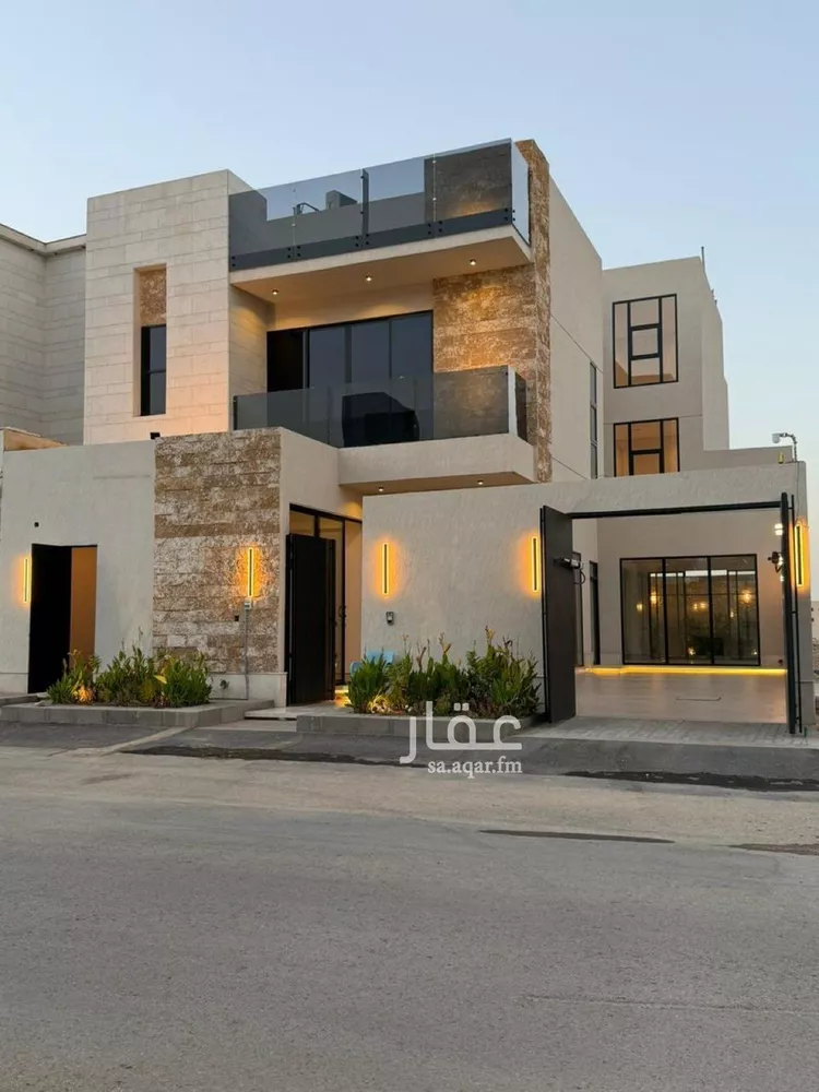 فيلا للبيع في شارع عبداللطيف بن المبارك, حي المهدية, مدينة الرياض, منطقة الرياض 1 صورة
