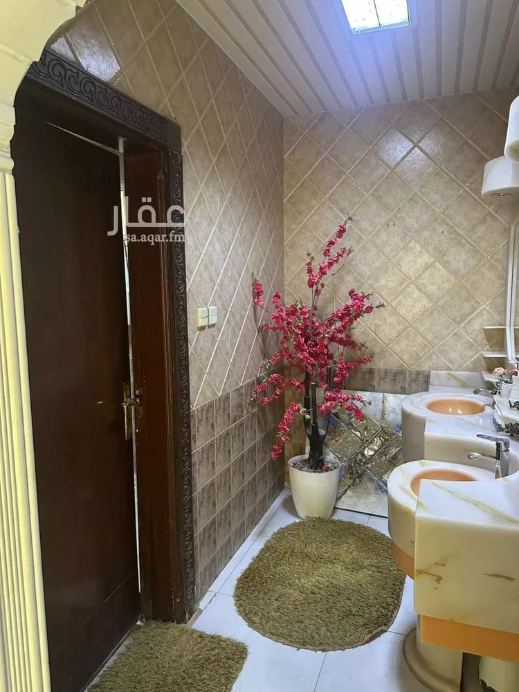 فيلا للبيع في شارع أراك, حي سلطانة, مدينة الرياض, منطقة الرياض 8