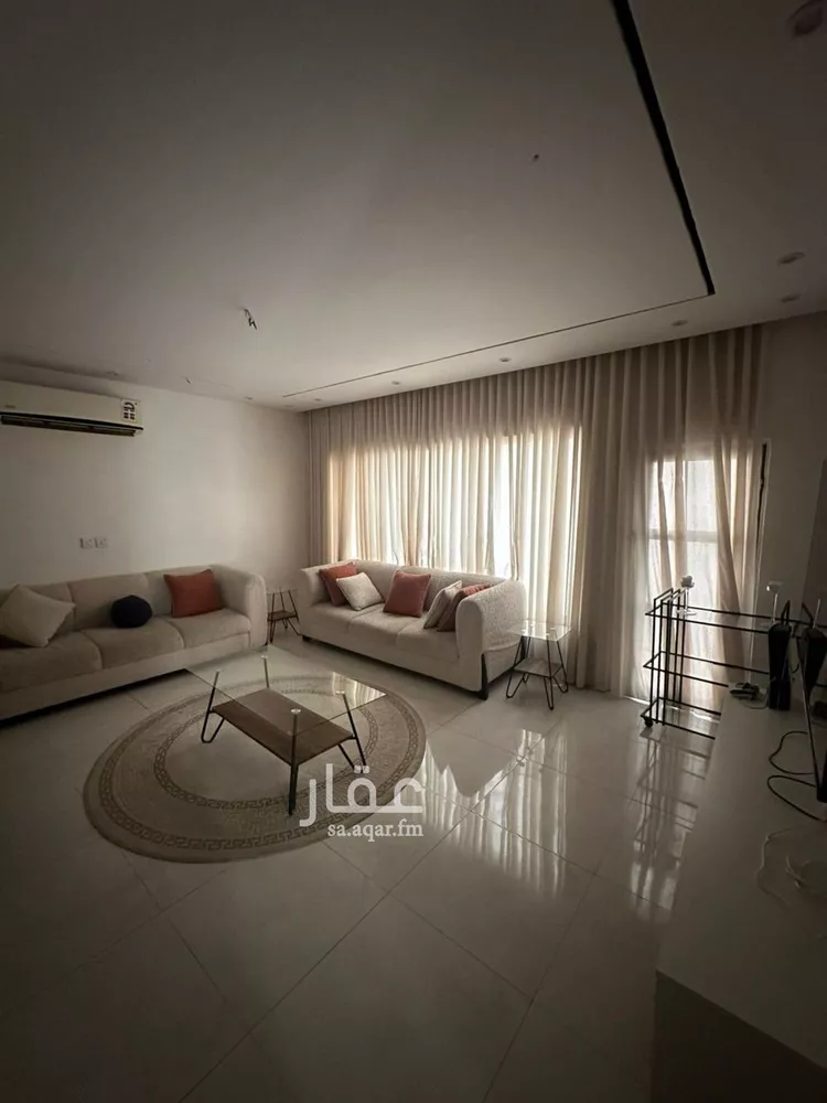 فيلا للبيع في شارع أراك, حي سلطانة, مدينة الرياض, منطقة الرياض صورة 3