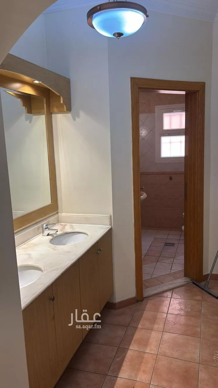 شقة للإيجار في شارع ابن رشيق, حي الملك فيصل, مدينة الرياض, منطقة الرياض صورة 2