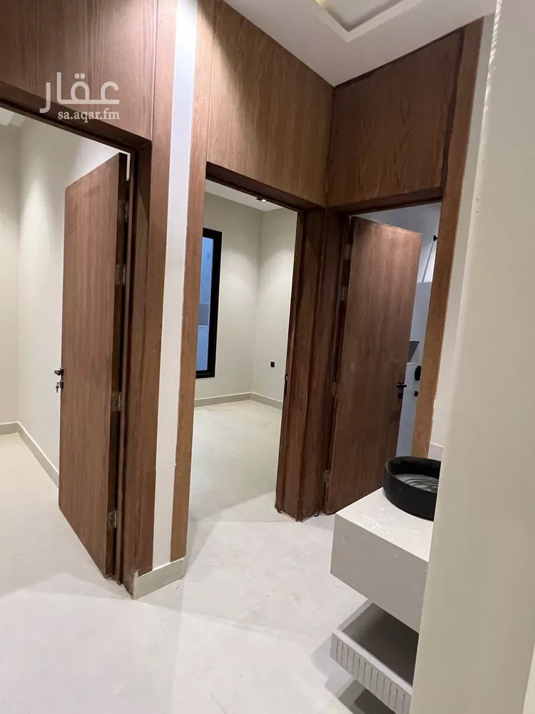 فيلا للبيع في شارع دحية بن خليفة الكلبي, حي طويق, مدينة الرياض, منطقة الرياض