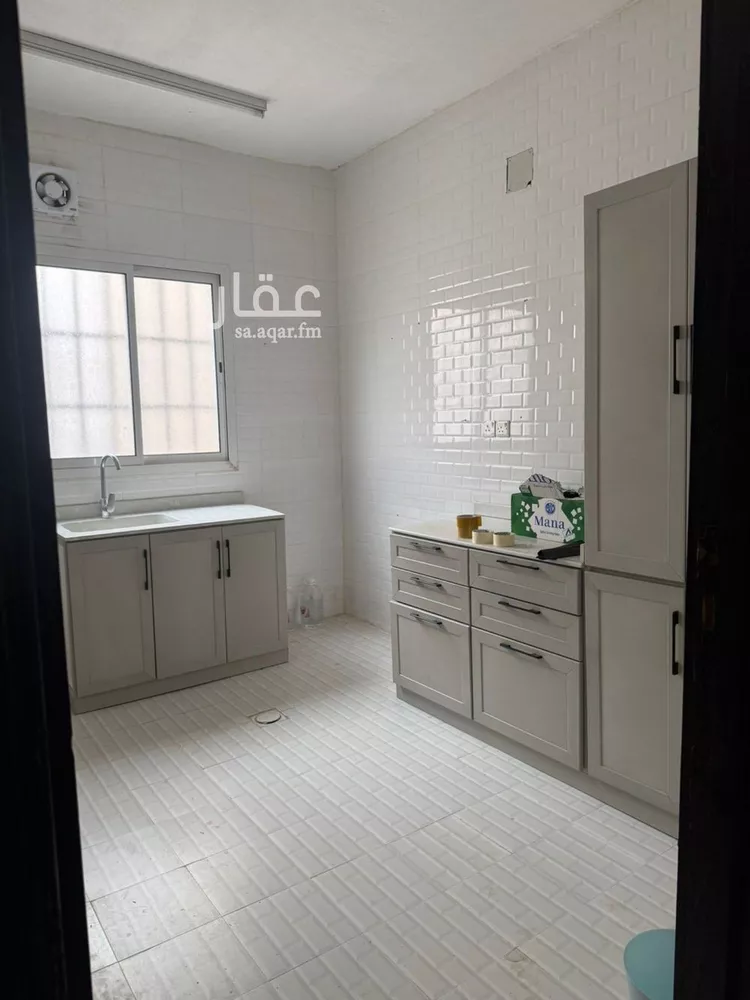 شقة للإيجار في شارع عبدالله فدا, حي الرمال, مدينة الرياض, منطقة الرياض
