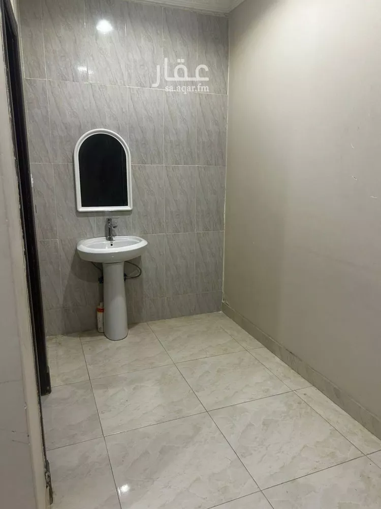 شقة للإيجار في شارع عرفات, حي بدر, مدينة الرياض, منطقة الرياض