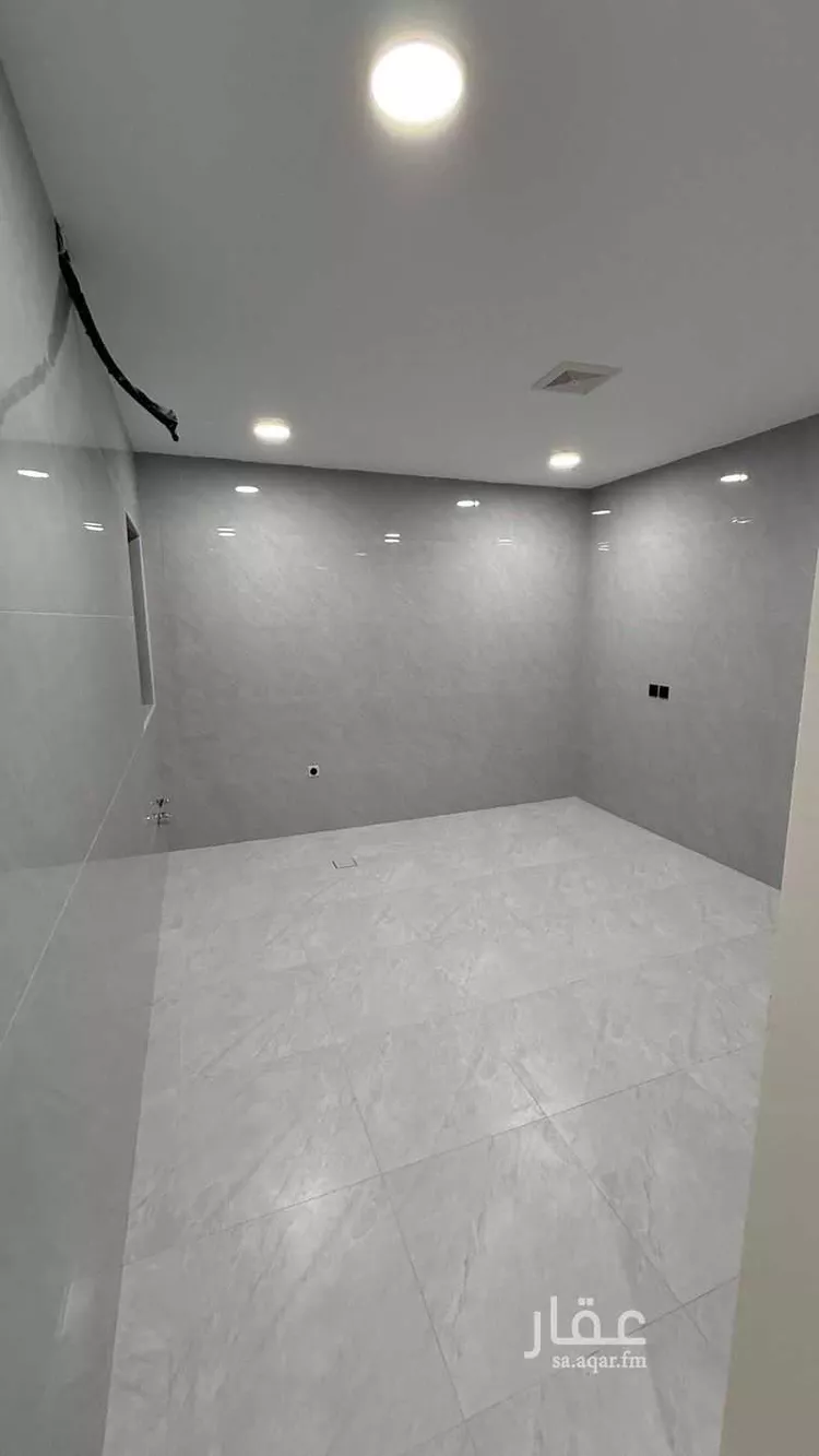 فيلا للبيع في شارع 18أ, حي العليا, مدينة الخبر, المنطقة الشرقية صورة 2