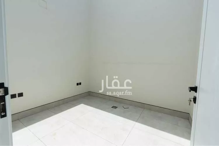 دور للبيع في شارع بني قيس, حي المروج, مدينة الرياض, منطقة الرياض 1 صورة