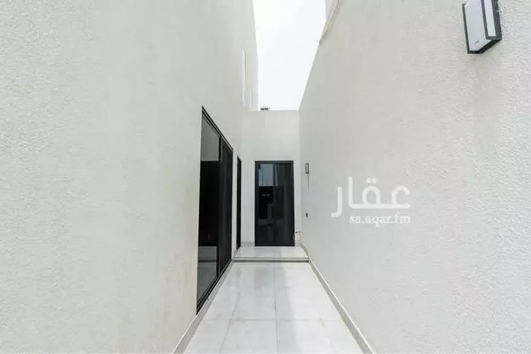دور للبيع في شارع بني قيس, حي المروج, مدينة الرياض, منطقة الرياض صورة 5
