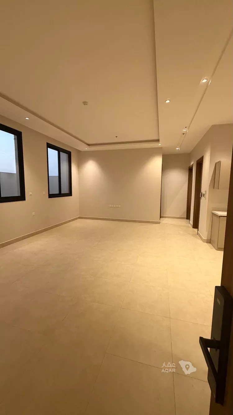 شقة للإيجار في شارع عبدالله المويس, حي الرمال, مدينة الرياض, منطقة الرياض 4