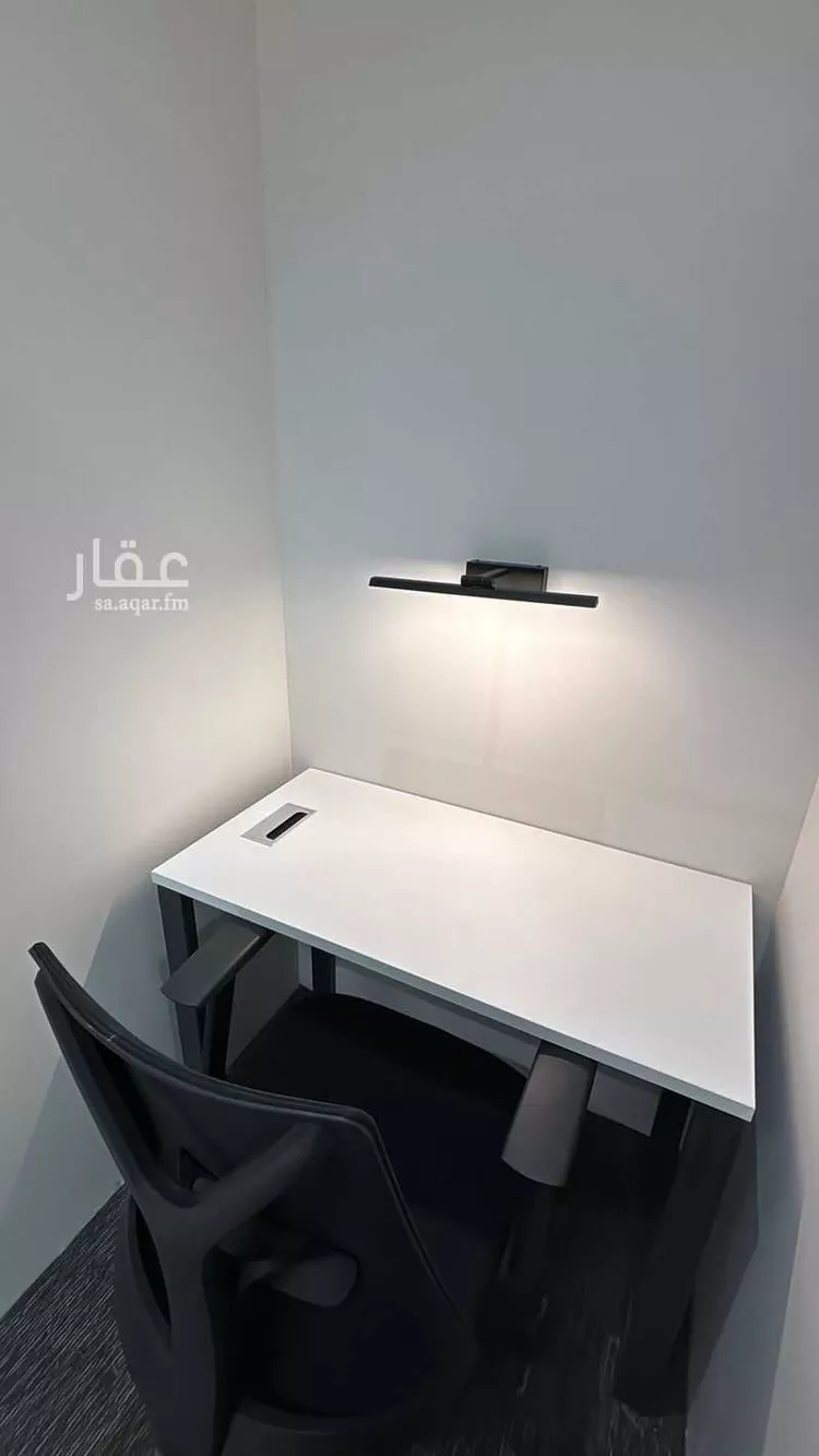 مكتب تجاري للإيجار في شارع العويقلة ، حي الملك سلمان ، الرياض ، منطقة الرياض