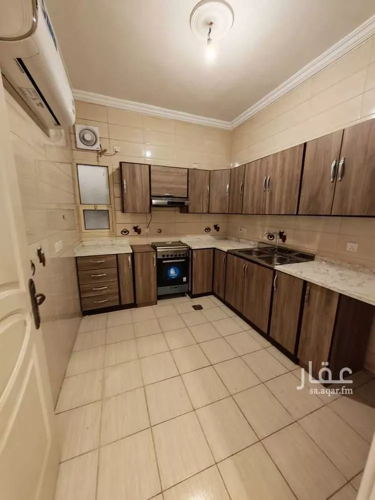 شقة للإيجار في شارع عبدالله كاظم, حي الزهراء, مدينة جدة, منطقة مكة المكرمة صورة 3