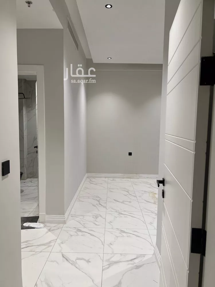 شقة للإيجار في شارع محمد بن عبدالعزيز الدغيثر, حي الملقا, مدينة الرياض, منطقة الرياض 18