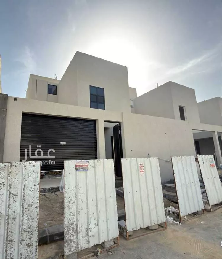 فيلا للبيع في شارع حكم بن محمد, حي الشاطئ الغربي, مدينة الدمام, المنطقة الشرقية