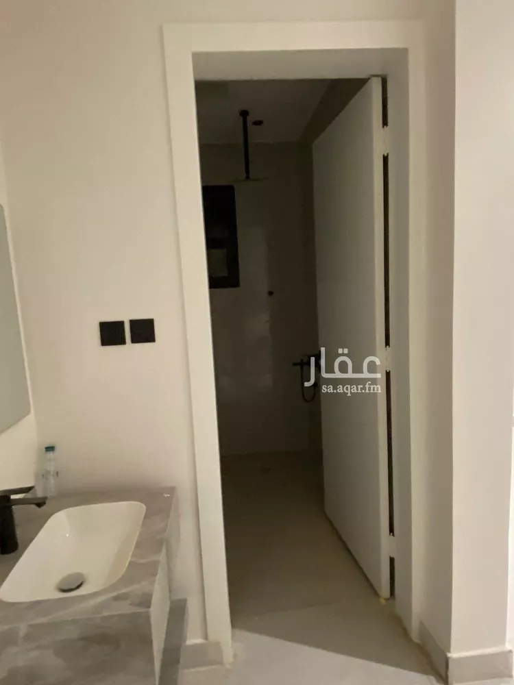 شقة للبيع في شارع كعب بن زهير, حي السويدي, مدينة الرياض, منطقة الرياض 14