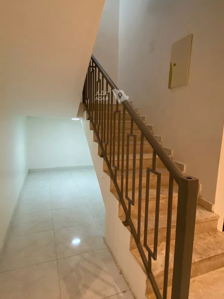 فيلا للإيجار في شارع ابن عدنان, حي سلطانة, مدينة الرياض, منطقة الرياض 11