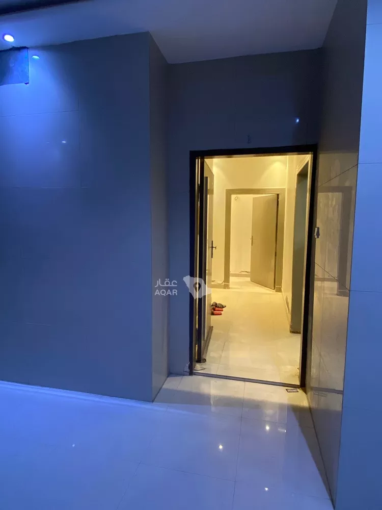 شقة للبيع في شارع عشيرة, حي بدر, مدينة الرياض, منطقة الرياض 8