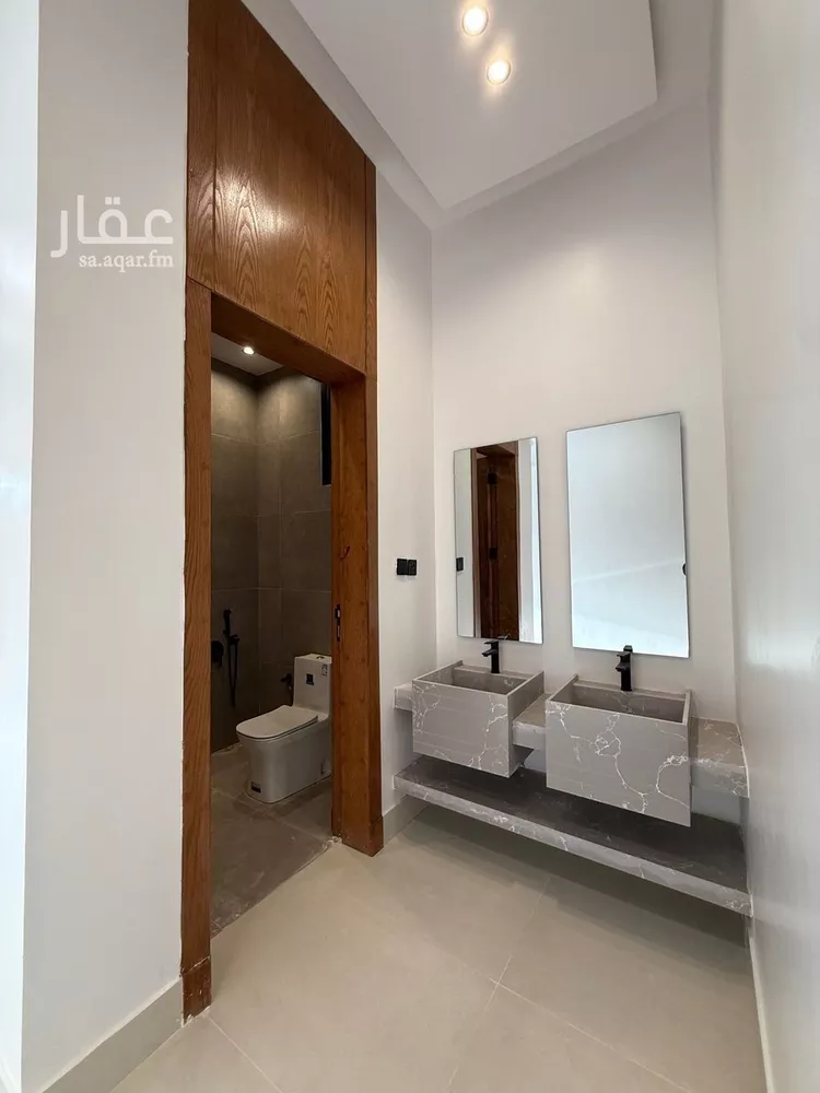 دور للبيع في شارع لايوجد, حي الجنادرية, مدينة الرياض, منطقة الرياض 7