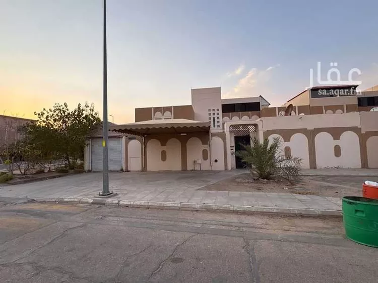 فيلا للإيجار في شارع محمد بن سيف, حي الإسكان, مدينة بريدة, منطقة القصيم