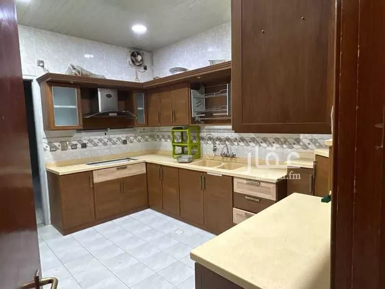 فيلا للإيجار في شارع محمد بن سيف, حي الإسكان, مدينة بريدة, منطقة القصيم 9