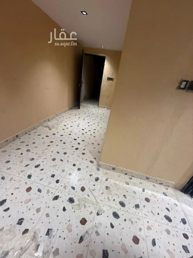 شقة للإيجار في شارع ابن الجوزي, حي العريجاء الأوسط, مدينة الرياض, منطقة الرياض صورة 2