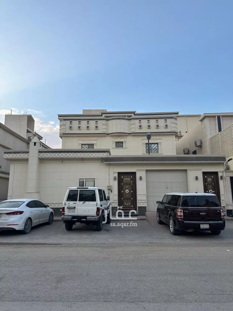 فيلا للبيع في شارع مصطفى المنفلوطي, حي الرمال, مدينة الرياض, منطقة الرياض