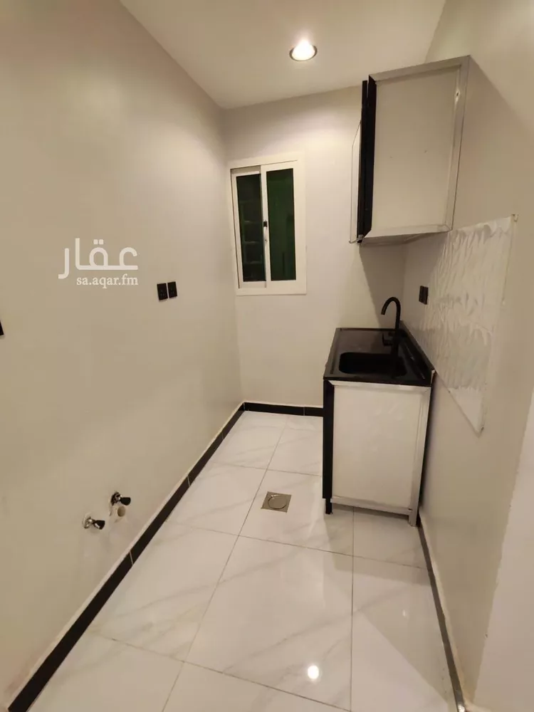 شقة للإيجار في شارع النويبعة, حي اليرموك, مدينة الرياض, منطقة الرياض صورة 3