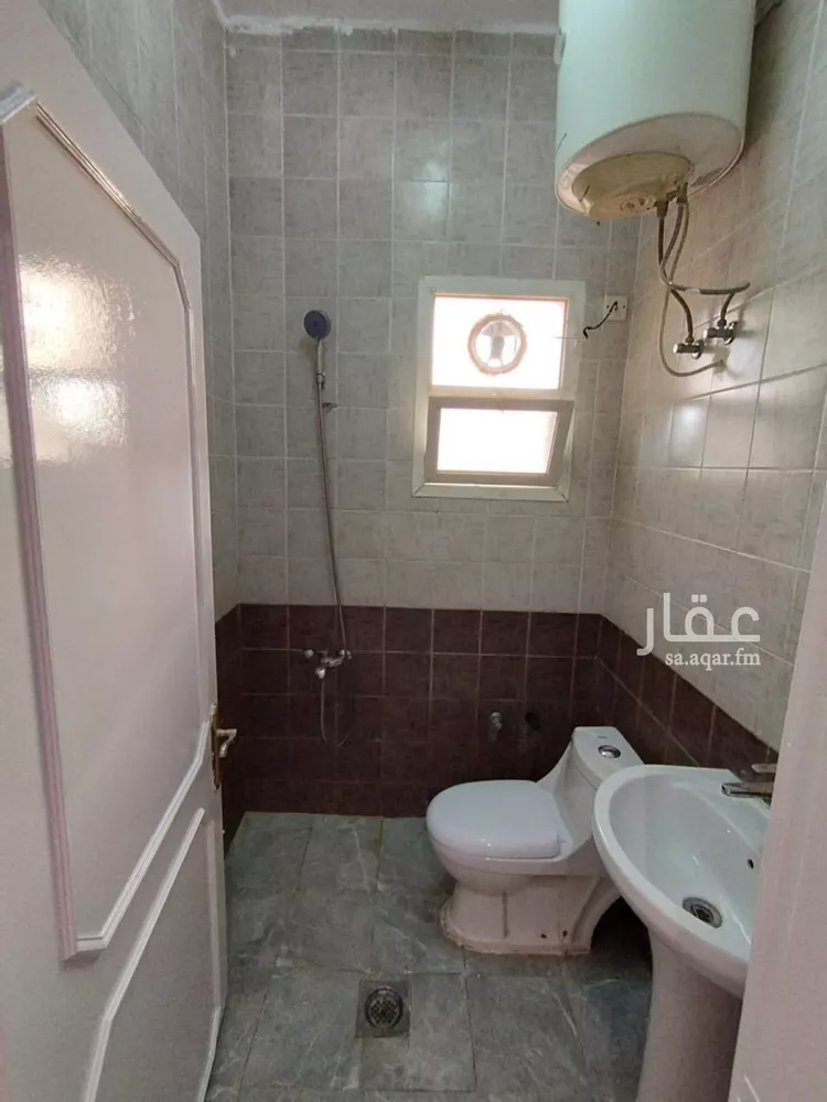 شقة للإيجار في شارع النويبعة, حي اليرموك, مدينة الرياض, منطقة الرياض