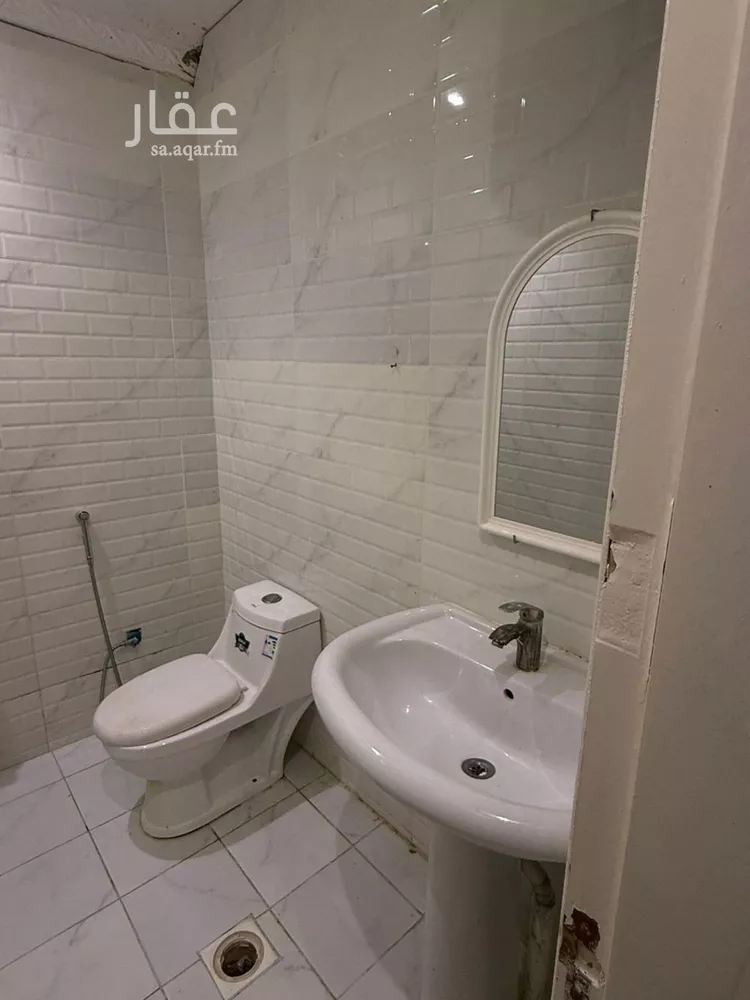 شقة للإيجار في شارع قلعة الفسطاط, حي إشبيلية, مدينة الرياض, منطقة الرياض صورة 4