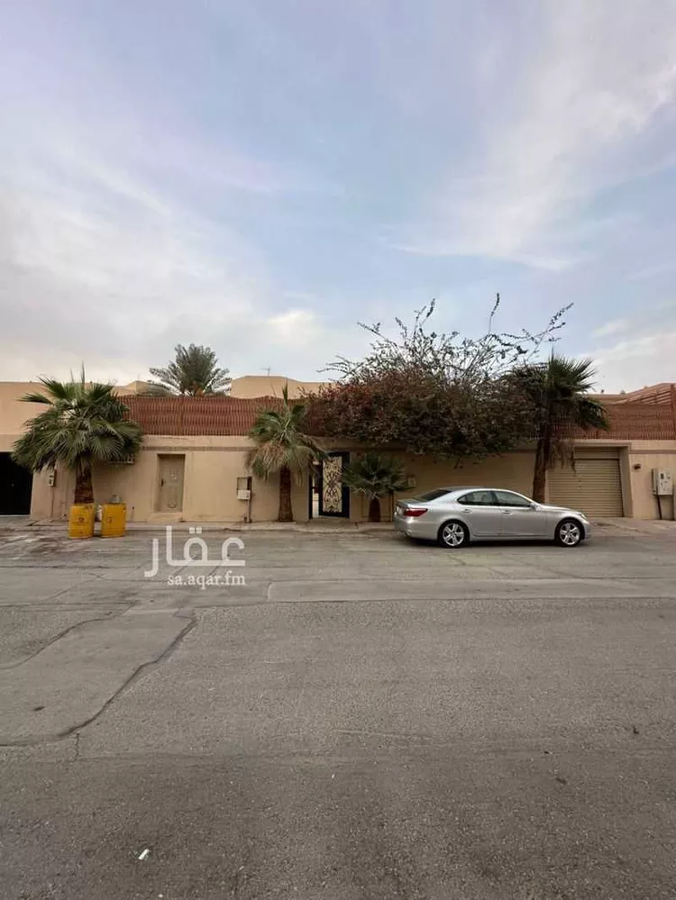 فيلا للإيجار في شارع أديب إسحاق, حي الريان, مدينة الرياض, منطقة الرياض