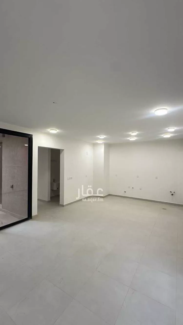 فيلا للإيجار في شارع الامير فيصل بن بندر بن عبدالعزيز الفرعي ، حي مطار الملك خالد الدولي ، الرياض ، منطقة الرياض صورة 4
