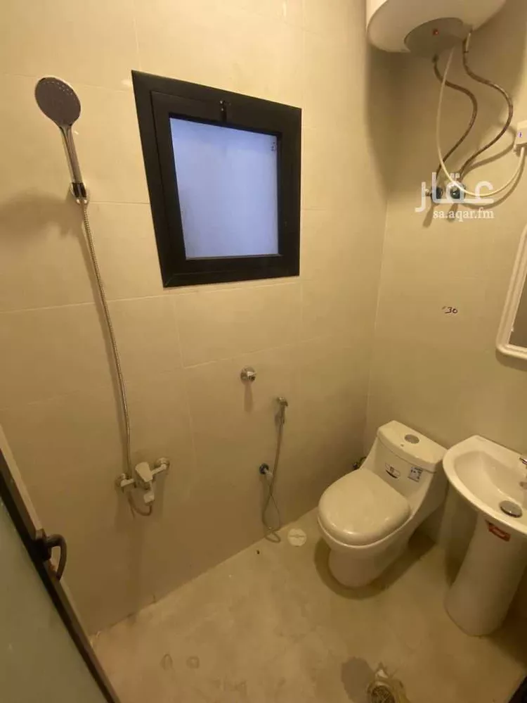 شقة للإيجار في شارع عنيزة, حي الثقبة, مدينة الخبر, المنطقة الشرقية صورة 2