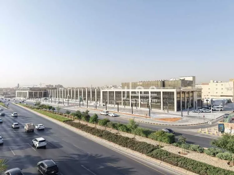مكتب تجاري للإيجار في شارع الدائري الشرقي الفرعي, حي مغرزات, مدينة الرياض, منطقة الرياض 7