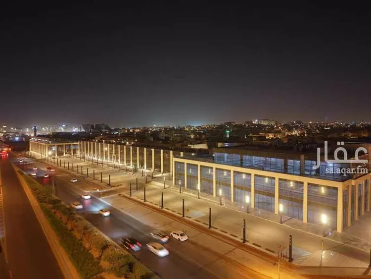 مكتب تجاري للإيجار في شارع الدائري الشرقي الفرعي, حي مغرزات, مدينة الرياض, منطقة الرياض 6