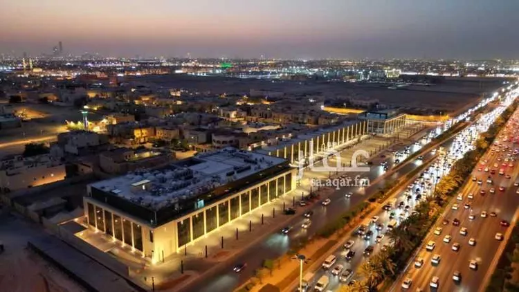 مكتب تجاري للإيجار في شارع الدائري الشرقي الفرعي, حي مغرزات, مدينة الرياض, منطقة الرياض صورة 5