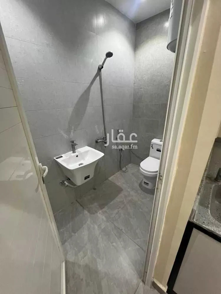 شقة للإيجار في شارع حسان العامري, حي المعذر, مدينة الرياض, منطقة الرياض 11
