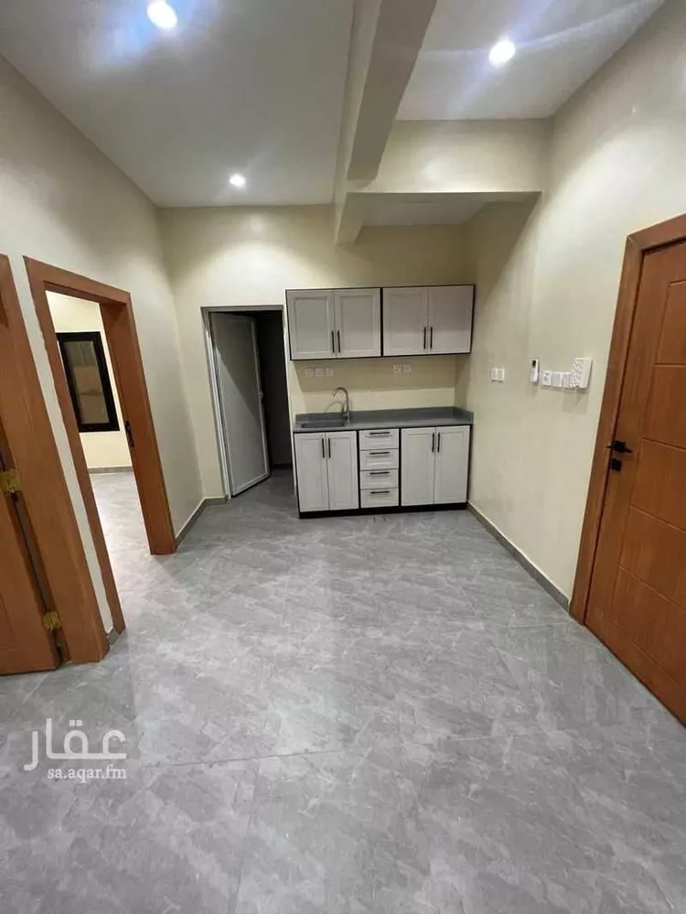 شقة للإيجار في شارع حسان العامري, حي المعذر, مدينة الرياض, منطقة الرياض 7