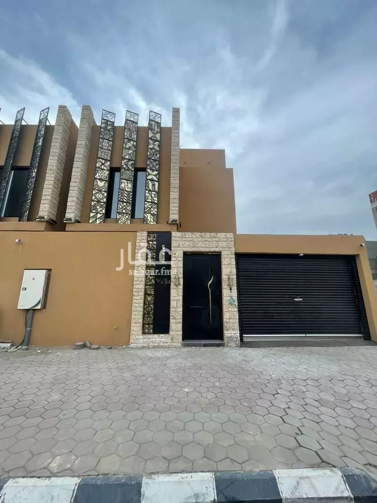 فيلا للبيع في شارع عمر بن عبد اللطيف, حي بريمان, مدينة جدة, منطقة مكة المكرمة 1 صورة