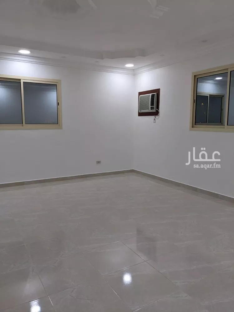 شقة للبيع في شارع شداد بن اسيد, حي الحمراء, مدينة الجبيل, المنطقة الشرقية صورة 3