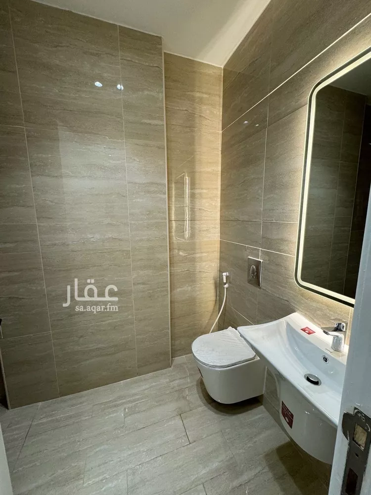 شقة للبيع في شارع ابن الهيثم, حي الجامعة, مدينة الظهران, المنطقة الشرقية 7