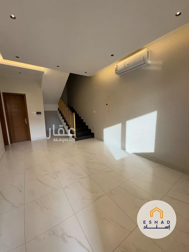 فيلا للإيجار في شارع غرناطة, حي الراكة الجنوبية, مدينة الخبر, المنطقة الشرقية صورة 2