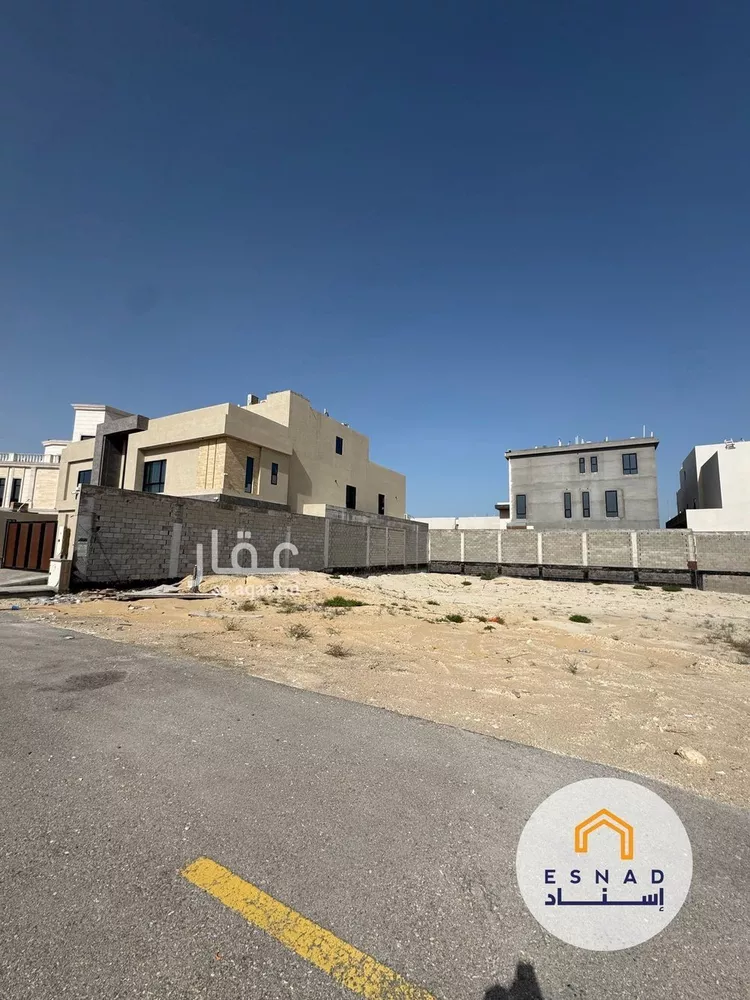أرض للبيع في شارع الاحرار, حي البحر, مدينة الخبر, المنطقة الشرقية