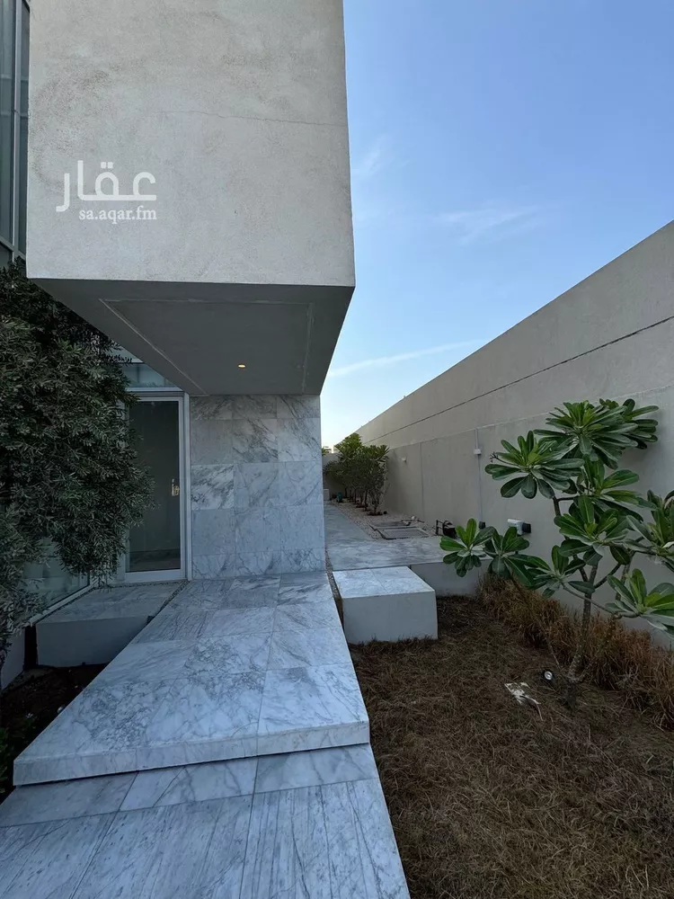 فيلا للإيجار في شارع عبدالحق بن سعيد, حي الصدفة, مدينة الدمام, المنطقة الشرقية 9