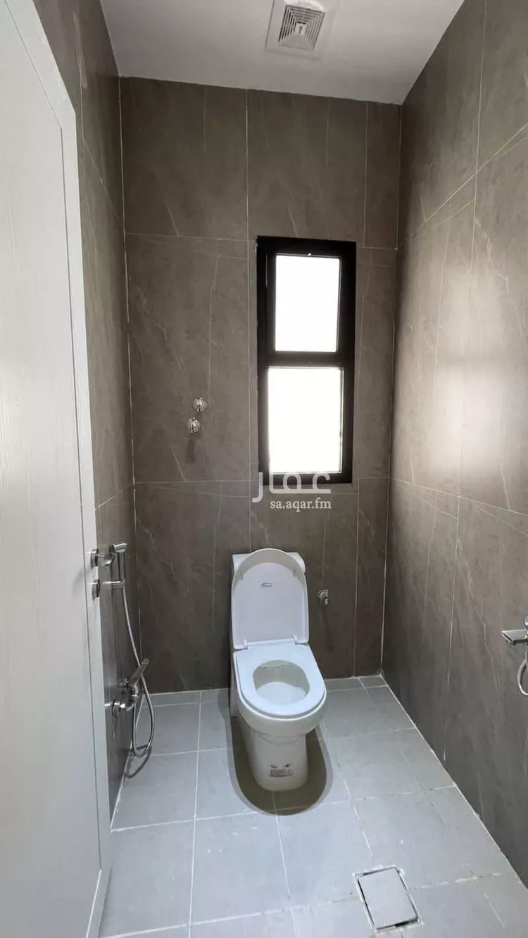 فيلا للبيع في شارع العوافي, حي الأمواج, مدينة الخبر, المنطقة الشرقية صورة 3