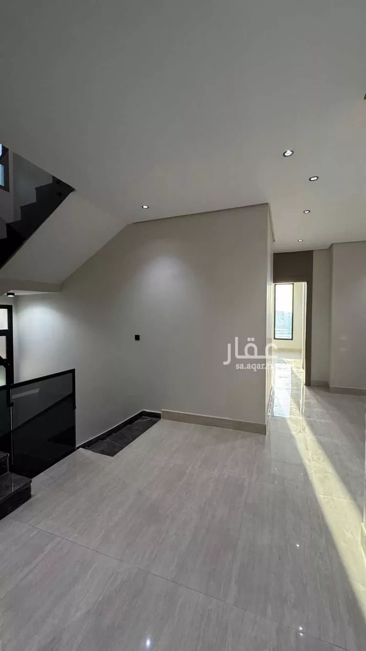 فيلا للبيع في شارع عرعر, حي الصواري, مدينة الخبر, المنطقة الشرقية 13