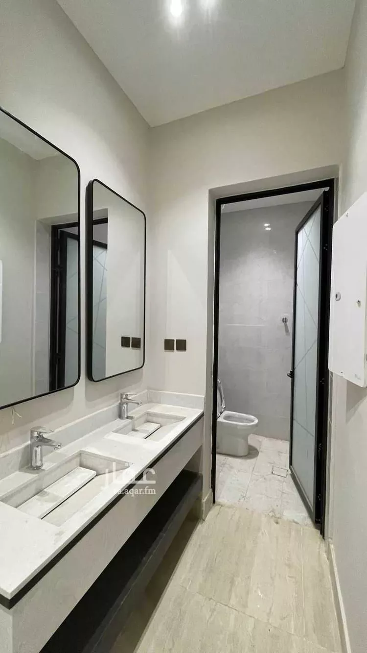 فيلا للبيع في شارع ابن مرزقان, حي ضاحية الملك فهد, مدينة الدمام, المنطقة الشرقية صورة 4