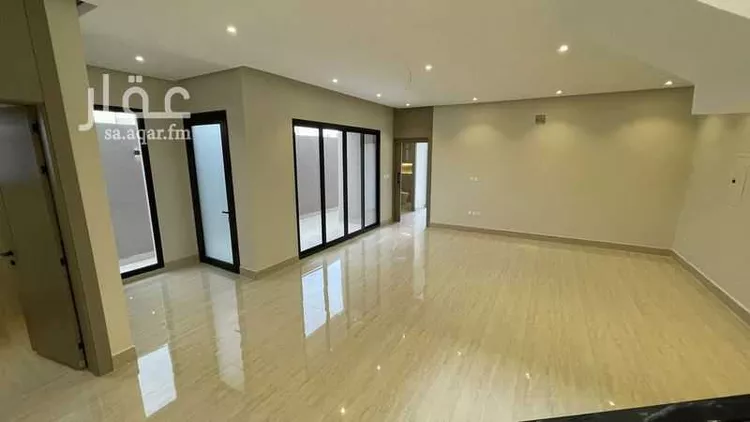 فيلا للبيع في شارع خلف النحوي, حي ضاحية الملك فهد, مدينة الدمام, المنطقة الشرقية صورة 3