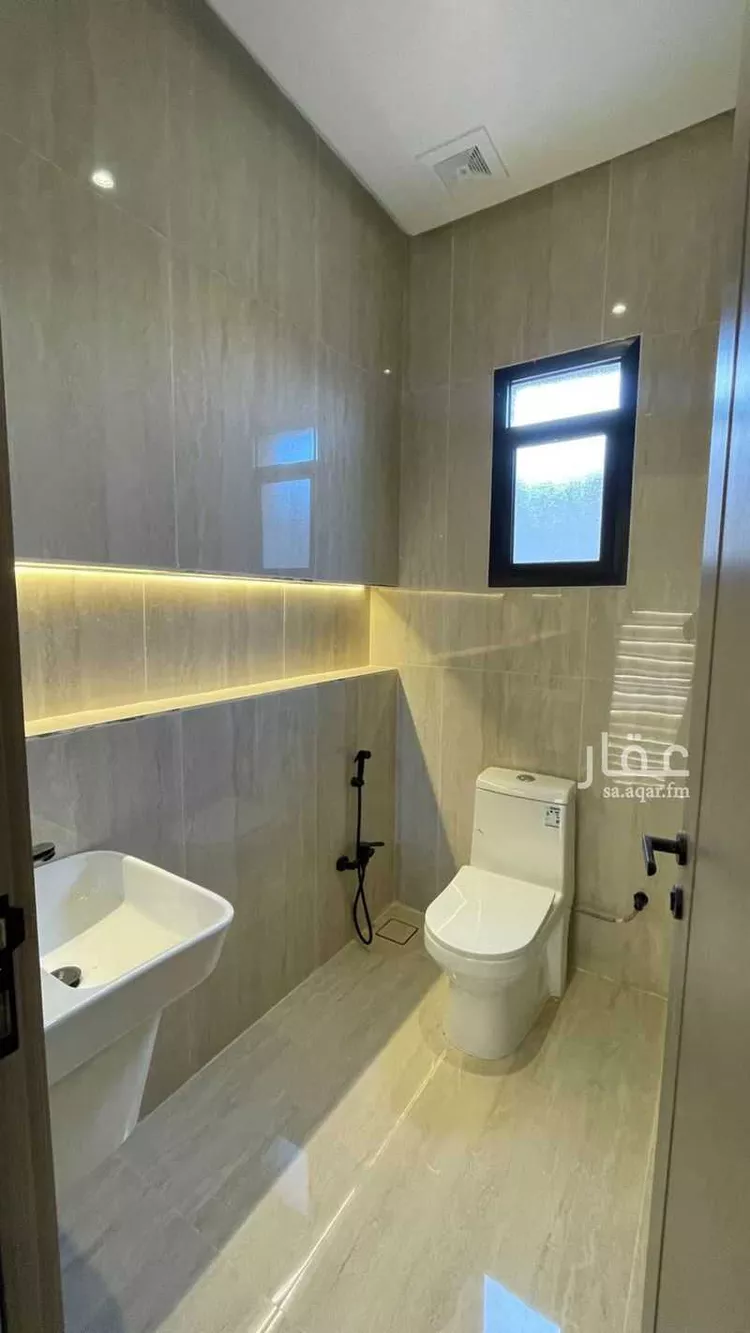 فيلا للبيع في شارع المصيف 136, حي المصيف, مدينة القطيف, المنطقة الشرقية صورة 5