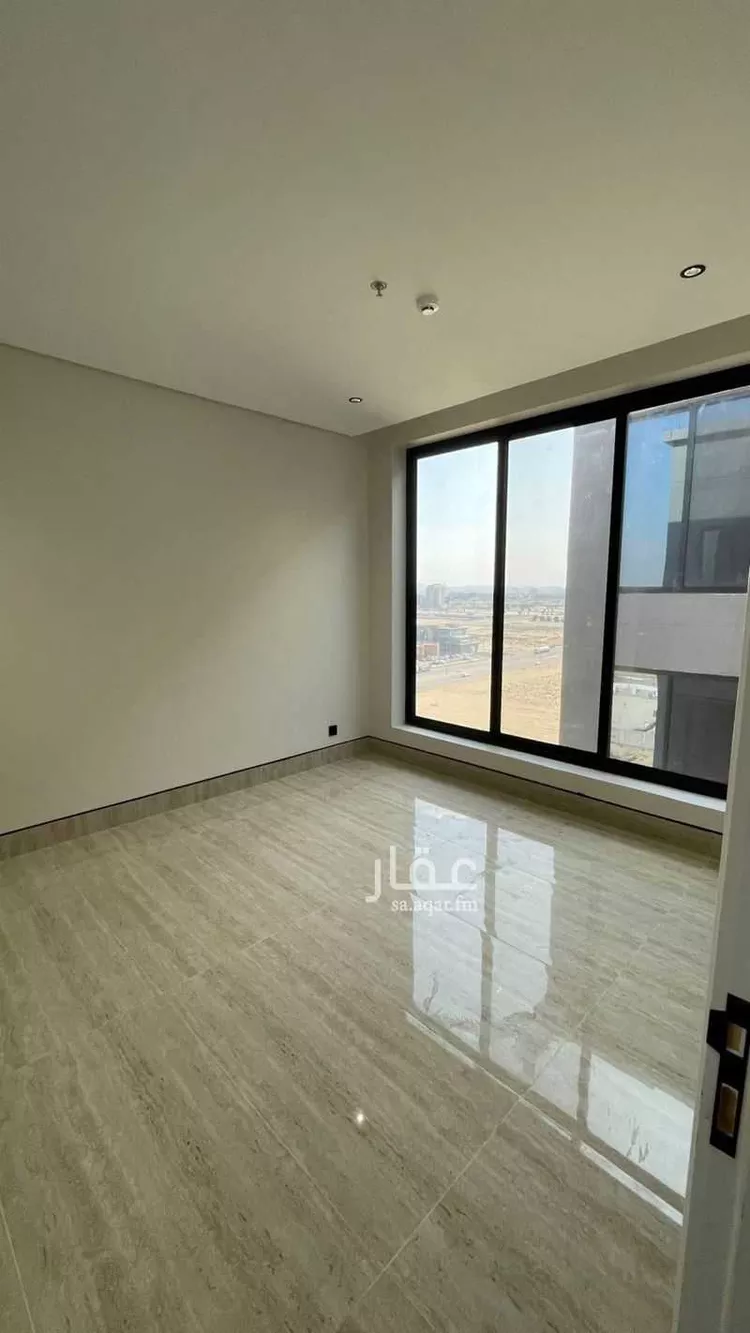 شقة للبيع في شارع الحديثة, حي ضاحية الملك فهد, مدينة الدمام, المنطقة الشرقية صورة 2