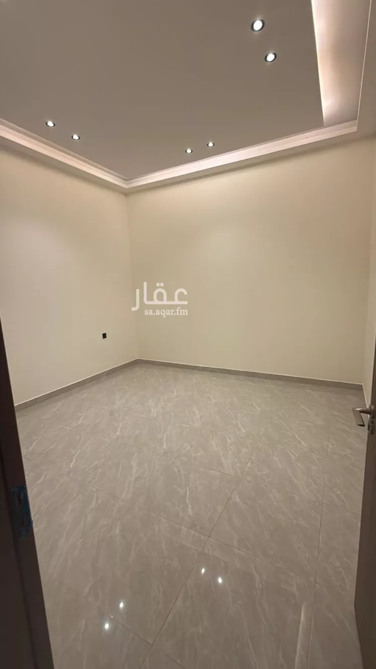 دور للبيع في شارع يوسف بن سلام, حي بدر, مدينة الرياض, منطقة الرياض 6