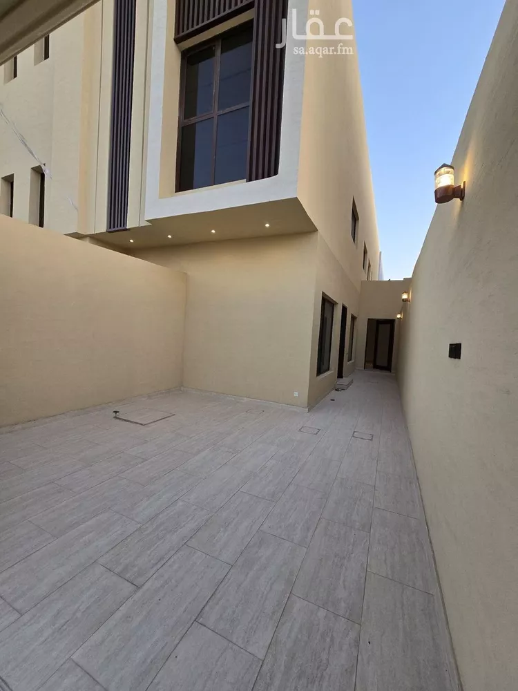 Floor for Sale in Riyadh Okaz صورة 5